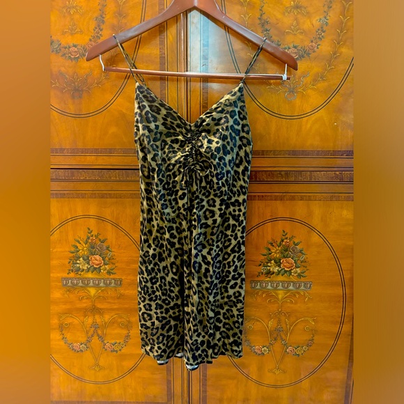 Zara Leopard print / cheetah print satin effect mini dress size xs never worn - Picture 1 of 5